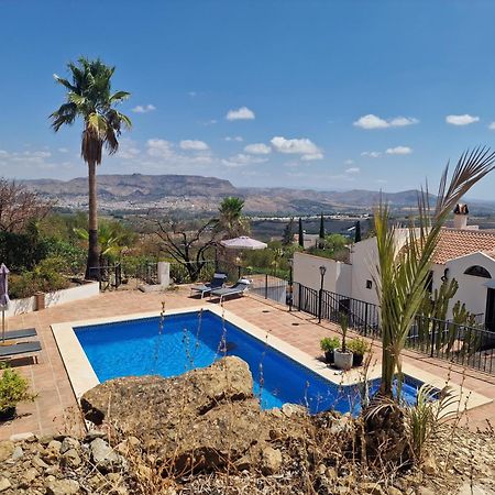 Finca Flamenco Holiday Suites Adults Only Pizarra Bagian luar foto