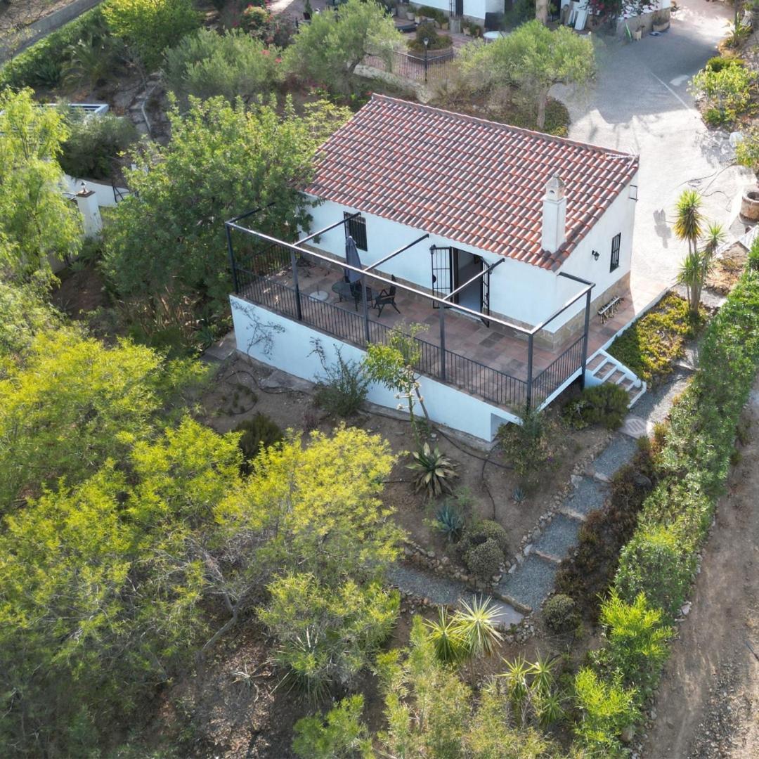 Finca Flamenco Holiday Suites Adults Only Pizarra Bagian luar foto