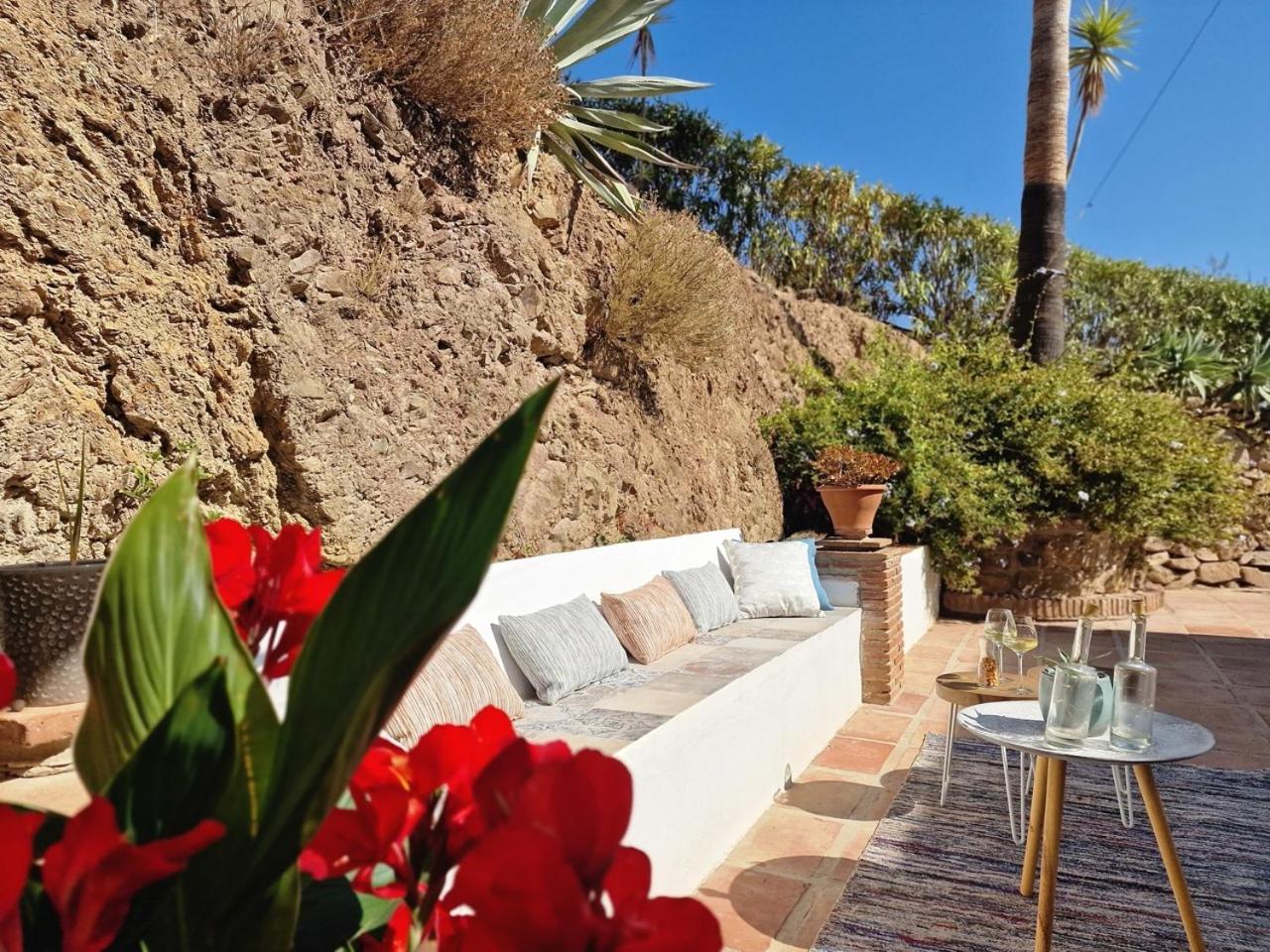 Finca Flamenco Holiday Suites Adults Only Pizarra Bagian luar foto